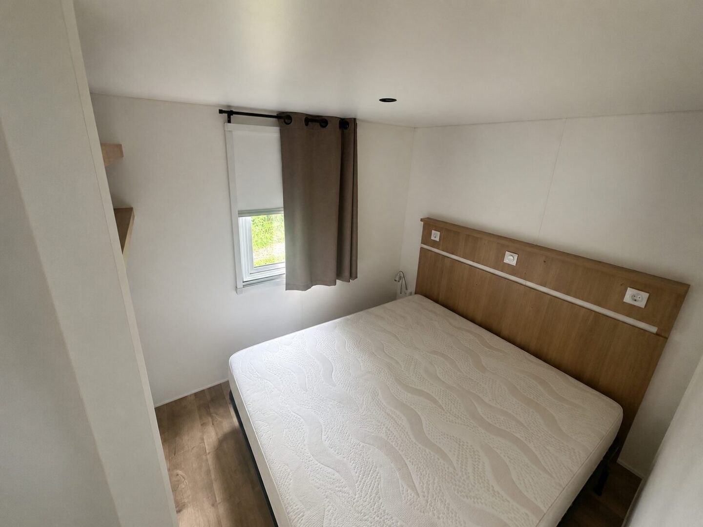 TRIGANO NEST 29 (N069)